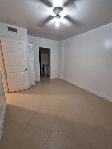 665 NE 83rd Ter 112, Miami, FL 33138