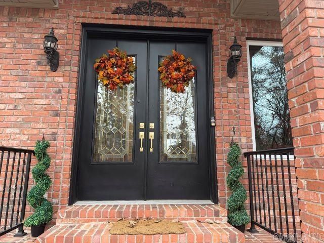 8 Darro Way, Hot Springs Village, AR 71909