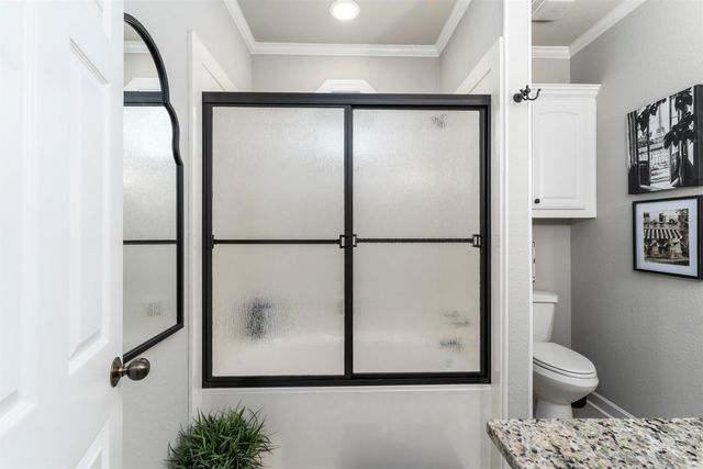 8 Darro Way, Hot Springs Village, AR 71909