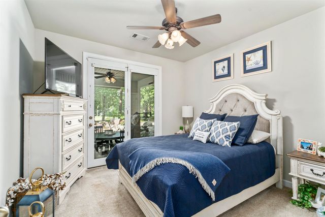 8 Darro Way, Hot Springs Village, AR 71909