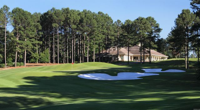 8 Darro Way, Hot Springs Village, AR 71909