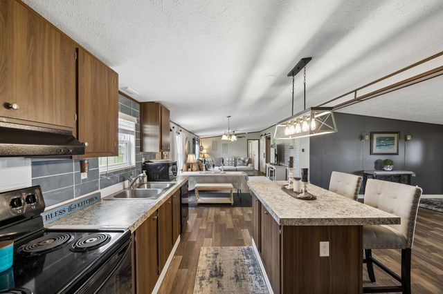 277 County Road 2735, Decatur, TX 76234