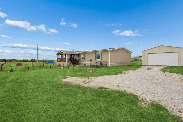 277 County Road 2735, Decatur, TX 76234