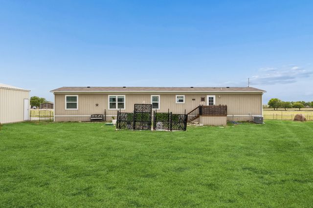 277 County Road 2735, Decatur, TX 76234