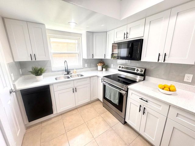 2416 BARLEY CLUB COURT 1, Orlando, FL 32837