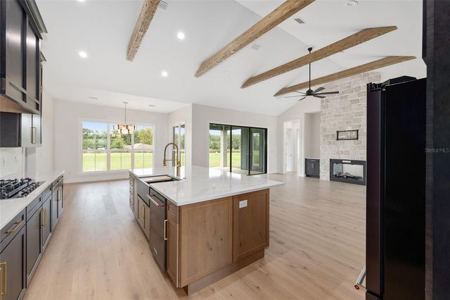 11324 NW 50 LANE, Ocala, FL 34482