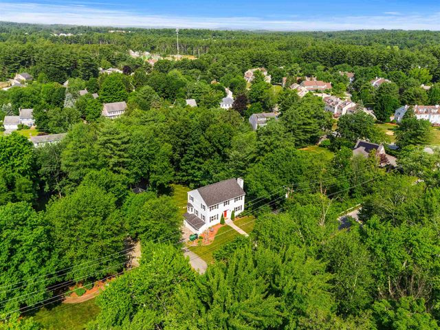 57 Middle Dunstable Road, Nashua, NH 03062