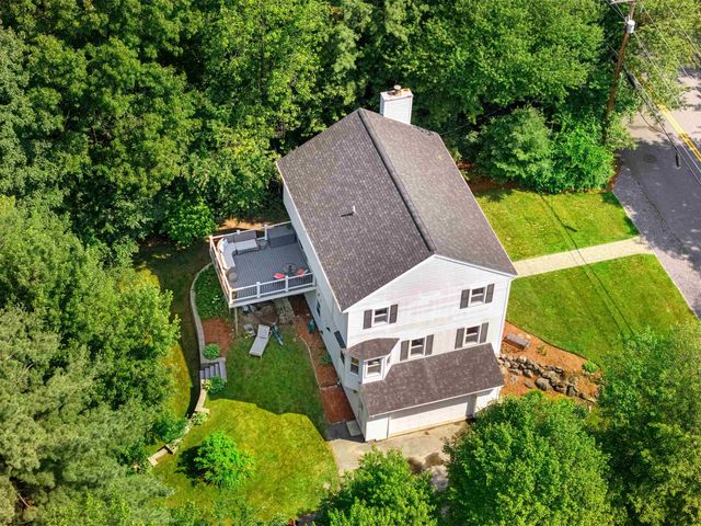 57 Middle Dunstable Road, Nashua, NH 03062