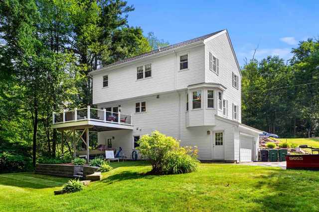 57 Middle Dunstable Road, Nashua, NH 03062