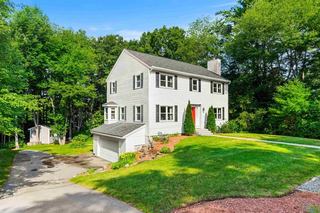 57 Middle Dunstable Road, Nashua, NH 03062