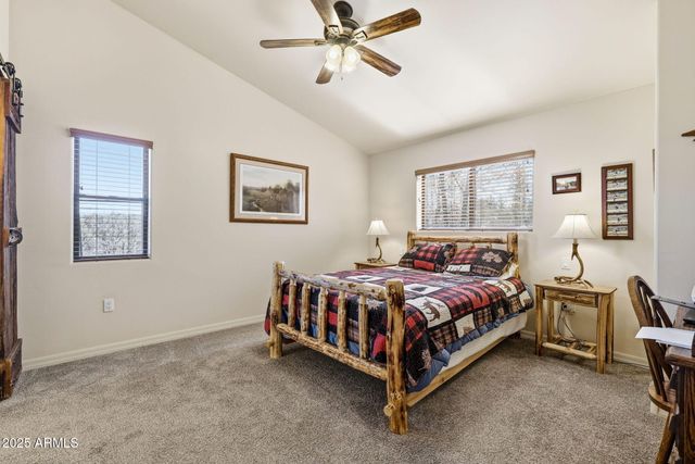 5518 PINE Drive, Pinedale, AZ 85934