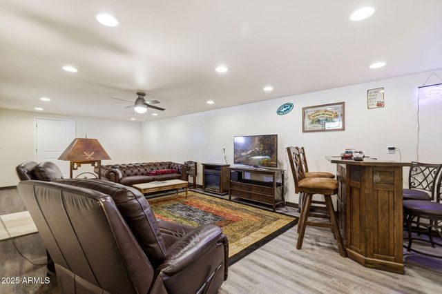 5518 PINE Drive, Pinedale, AZ 85934