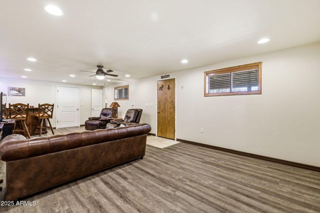 5518 PINE Drive, Pinedale, AZ 85934