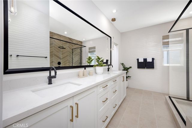 7256 Pointbreak Drive, Huntington Beach, CA 92647