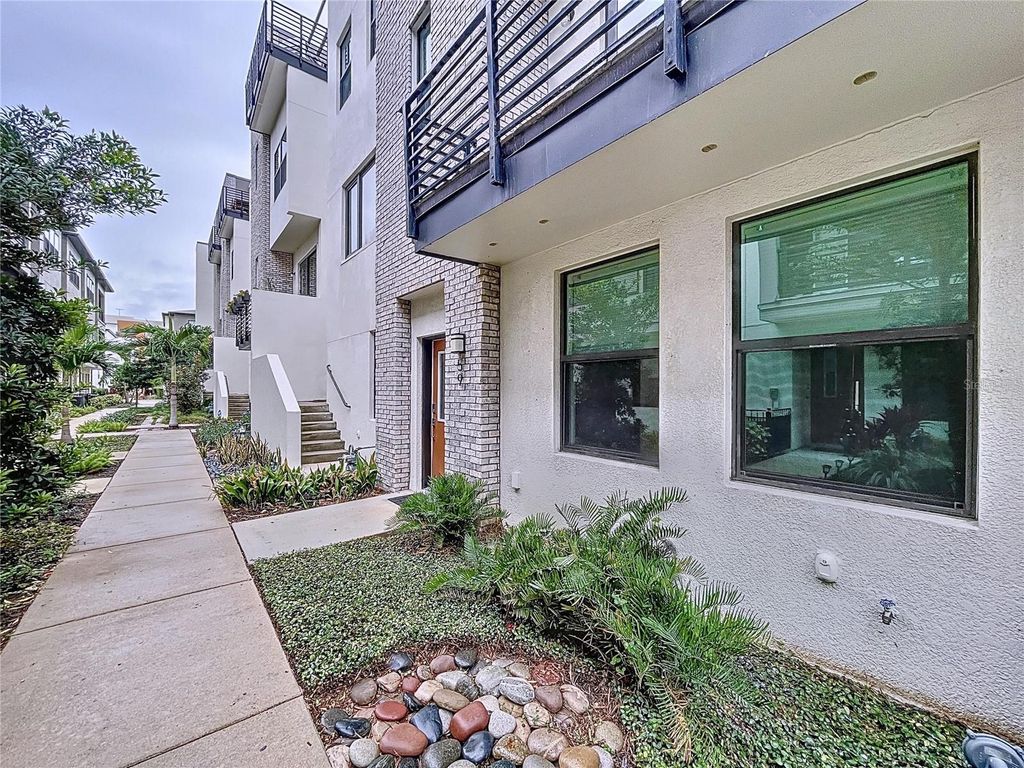 Image 2 of property listing at 2511 N GRADY AVENUE N 59, Tampa, FL 33607