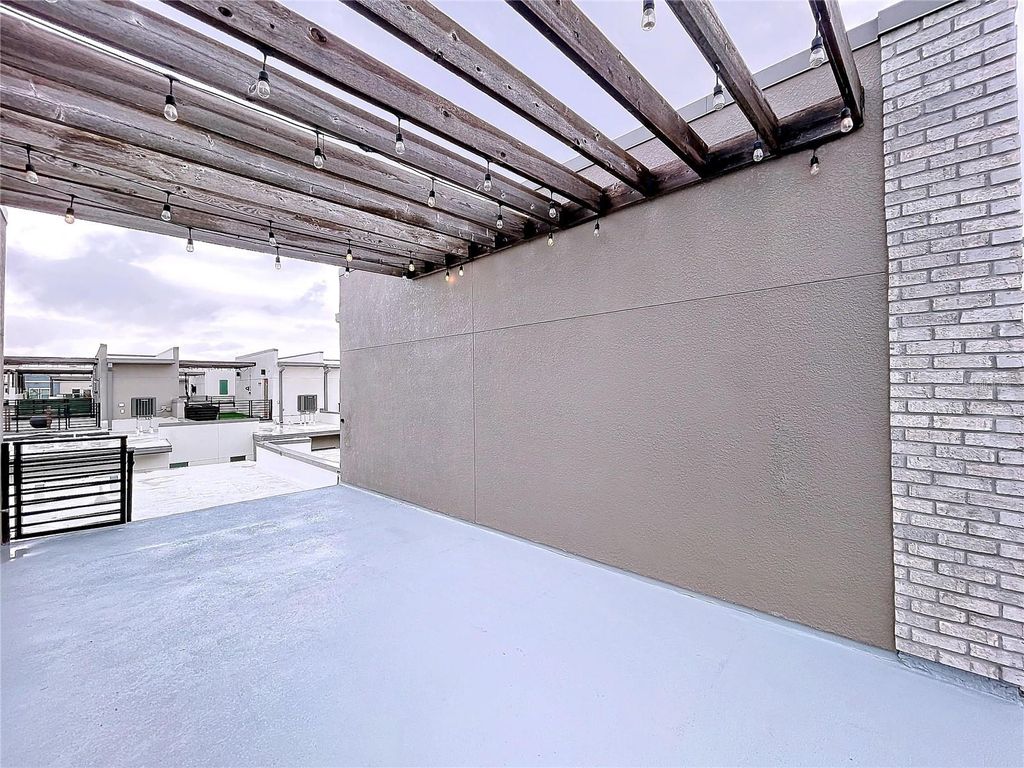 Image 60 of property listing at 2511 N GRADY AVENUE N 59, Tampa, FL 33607