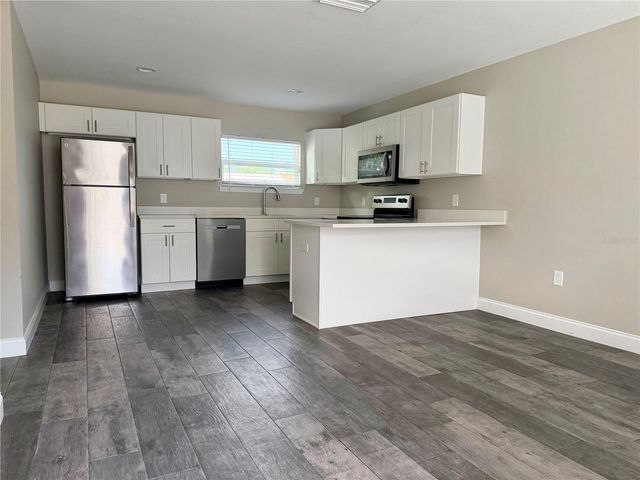 103 4TH STREET SE A, Winter Haven, FL 33880