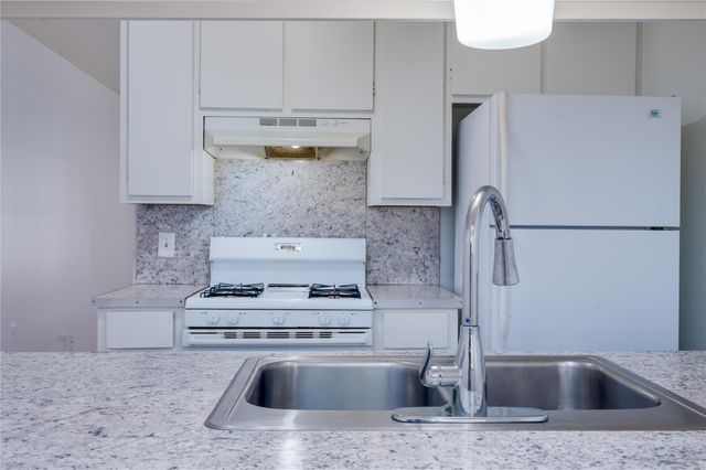120 Coers CIR A, San Marcos, TX 78666