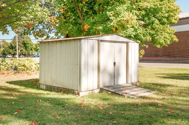 130 4th Street, Lakeviewvlg-cato Twp, MI 48850