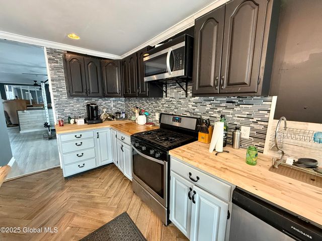 243 N Perry Street, Johnstown, NY 12095