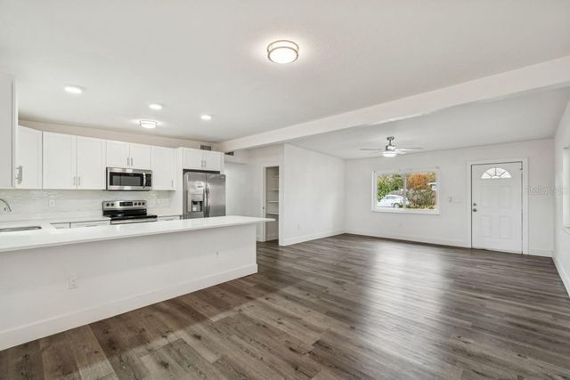 1645 AVENUE C NE, Winter Haven, FL 33881