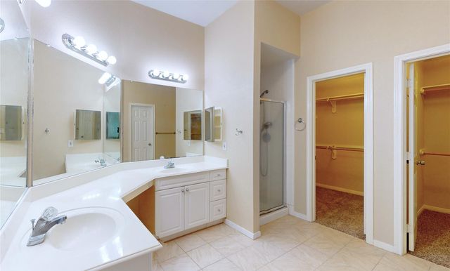 2810 White Oak Lane, Pearland, TX 77584