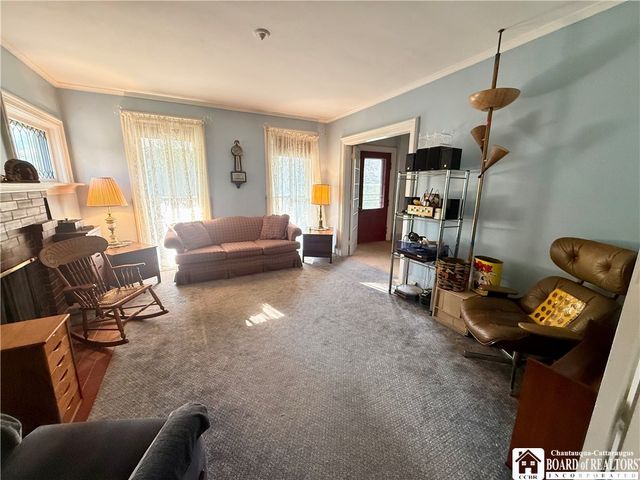 153 West Main Street, Pomfret, NY 14063