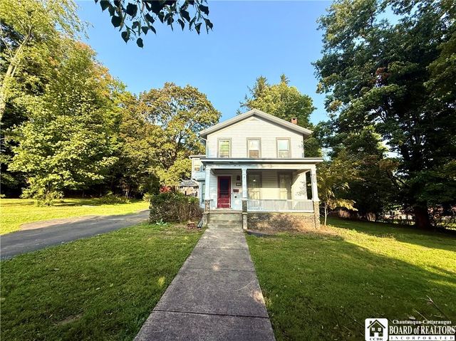 153 West Main Street, Pomfret, NY 14063