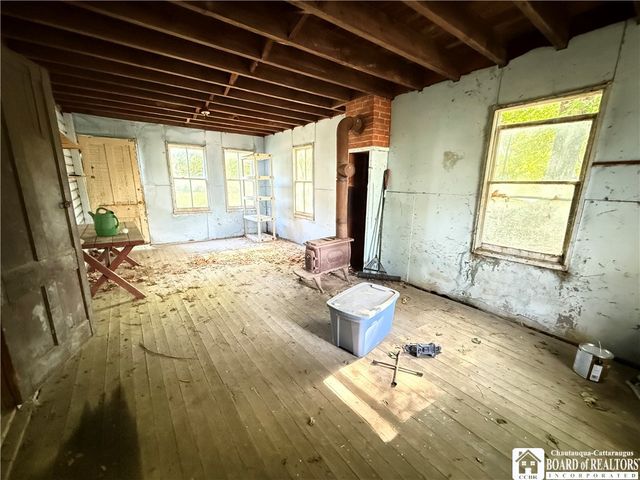 153 West Main Street, Pomfret, NY 14063