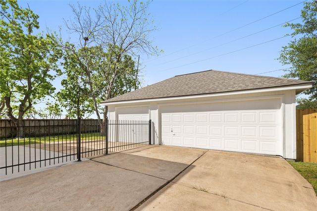 3014 Cumberland Drive, Missouri City, TX 77459