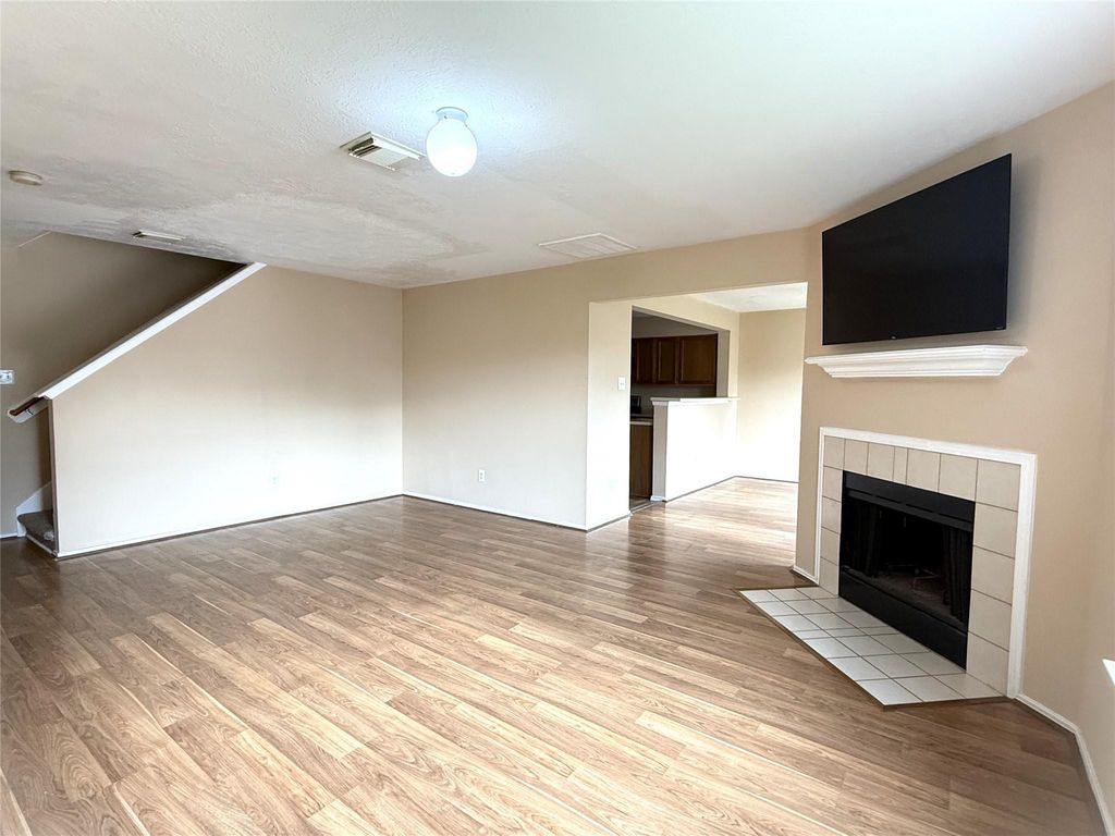 9023 Kalewood Drive, Houston, TX 77099