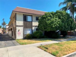 14817 Sylvan Street 3, Van Nuys, CA 91411