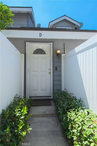 1042 Walnut Street D, Tustin, CA 92780