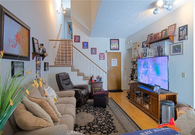 1042 Walnut Street D, Tustin, CA 92780