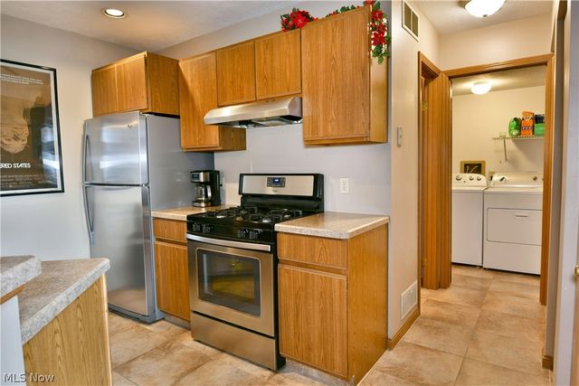 4052 Saint Andrews Court 4, Canfield, OH 44406