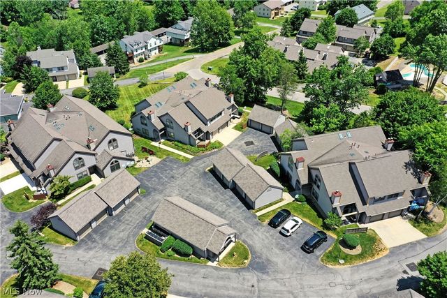 4052 Saint Andrews Court 4, Canfield, OH 44406