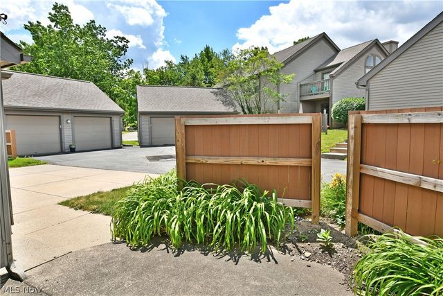 4052 Saint Andrews Court 4, Canfield, OH 44406