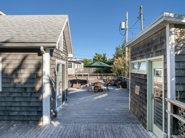 38 Homesite Avenue, Seaview, NY 11770