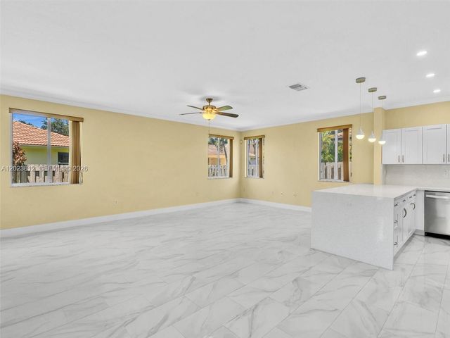 2864 SW 138th Path, Miami, FL 33175