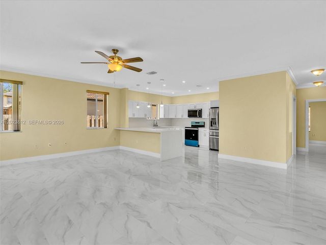 2864 SW 138th Path, Miami, FL 33175