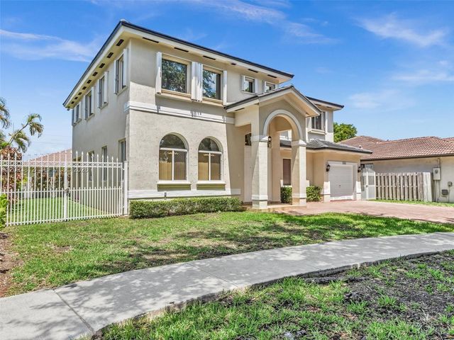 2864 SW 138th Path, Miami, FL 33175