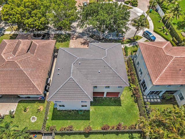 2864 SW 138th Path, Miami, FL 33175