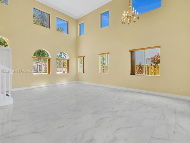 2864 SW 138th Path, Miami, FL 33175