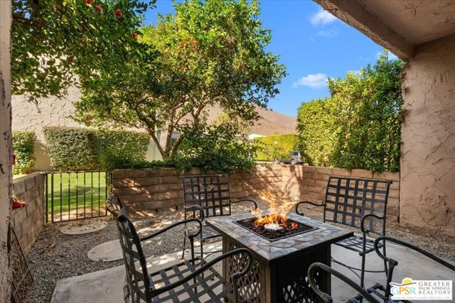 2007 S Ramitas Way, Palm Springs, CA 92264