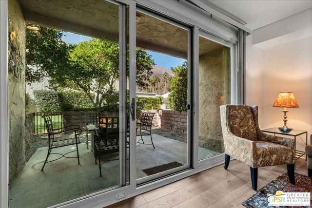 2007 S Ramitas Way, Palm Springs, CA 92264