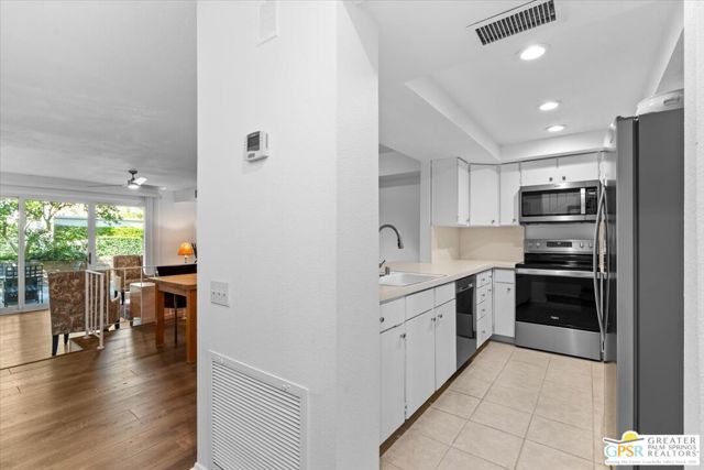 2007 S Ramitas Way, Palm Springs, CA 92264