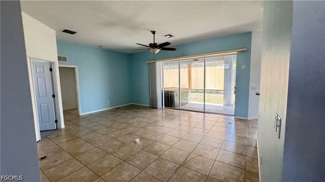 1716 SW 3rd PL, Cape Coral, FL 33991