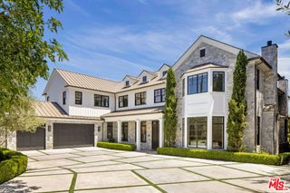 22 Oakmont Drive, Los Angeles, CA 90049