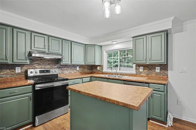 117 Briar LN, Williamsburg, VA 23188