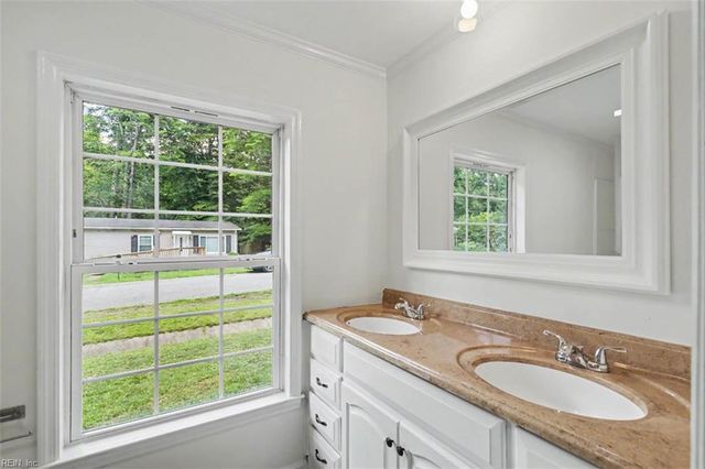 117 Briar LN, Williamsburg, VA 23188